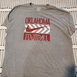 2xl oklahoma sooners football tshirt